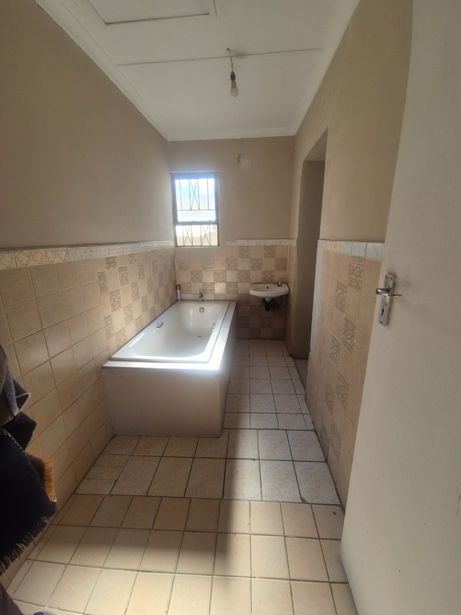 2 Bedroom Property for Sale in Soweto On Sea Eastern Cape